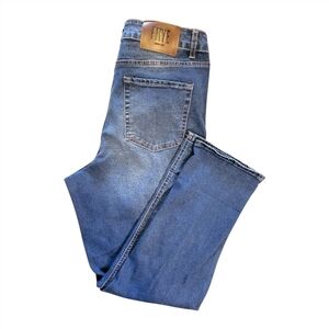 Frye Women's Classic Straight Leg Medium/Dark Wash Blue Jeans Women's Size 10/30